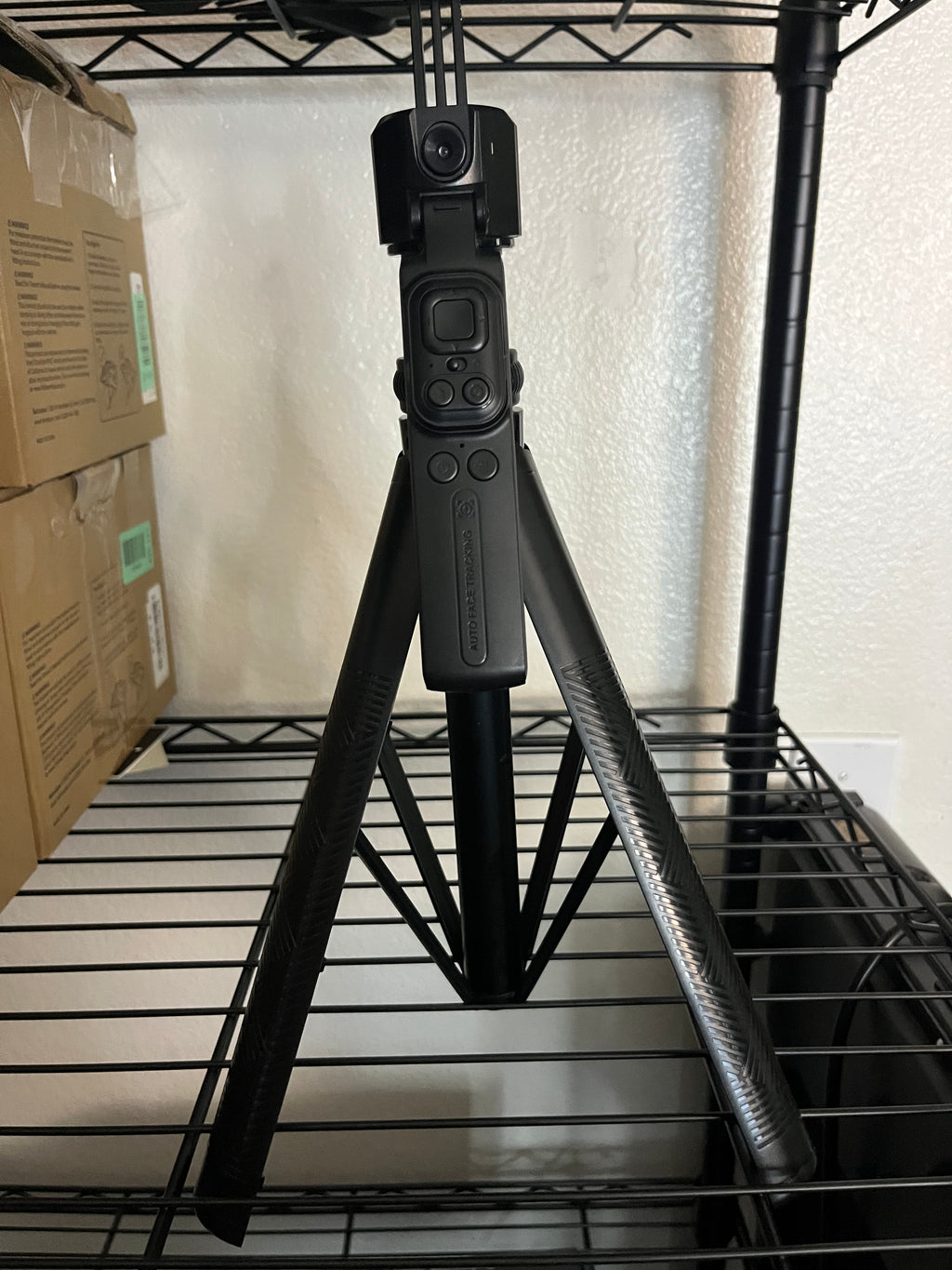 AI face tracking quadrapod gimbal