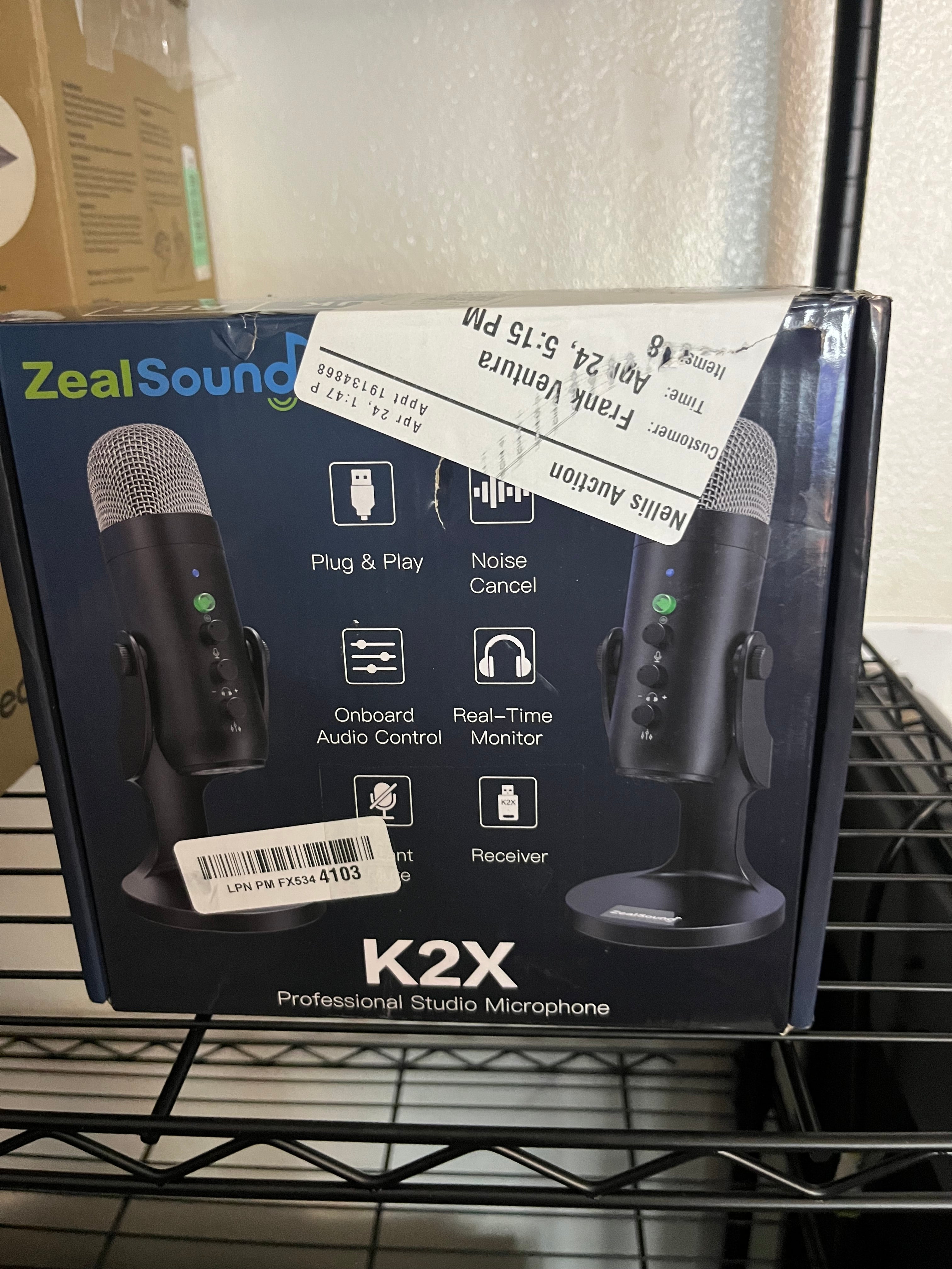Zealsound podcast microphone bundle