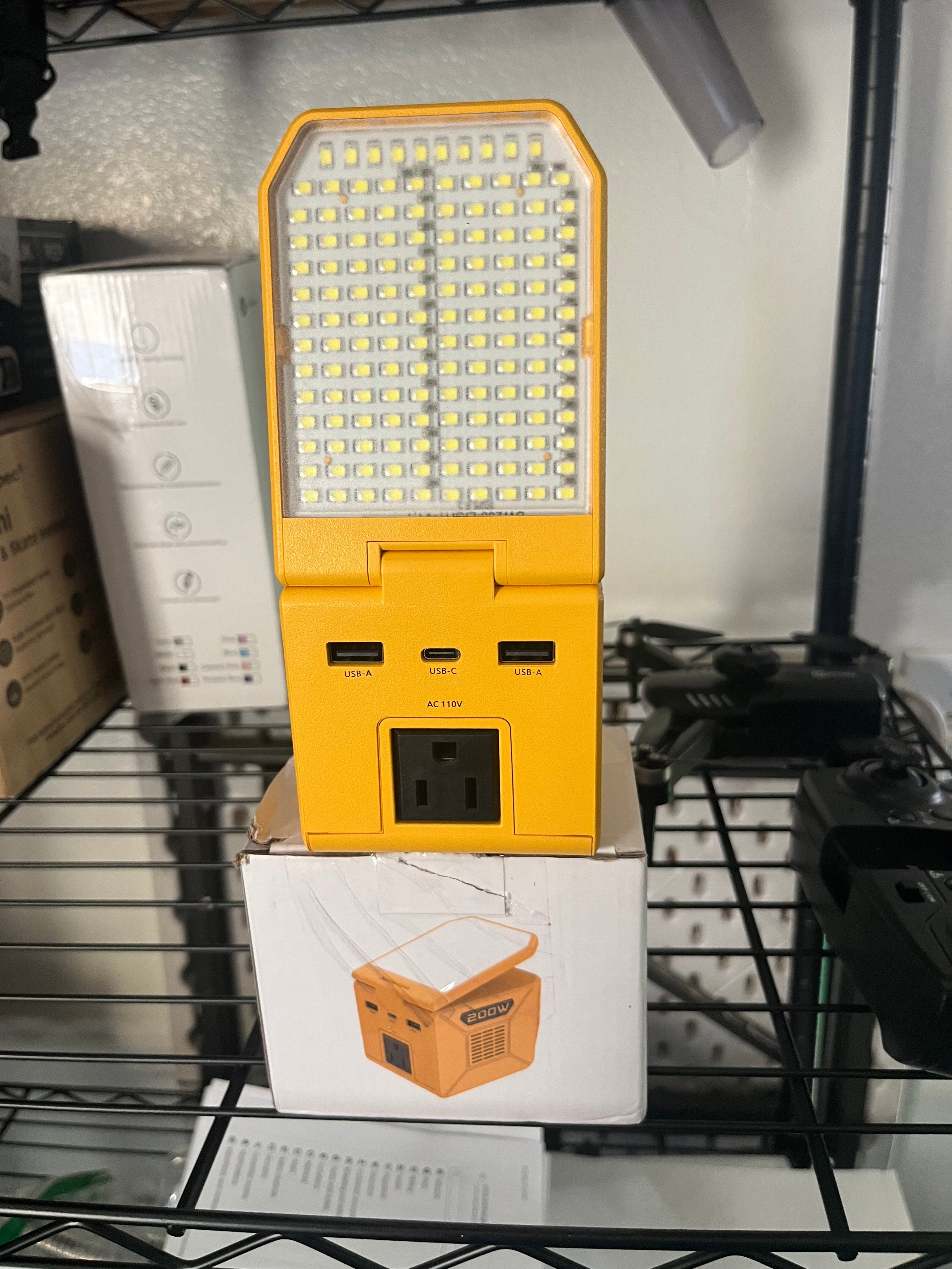 200W portable power invertor